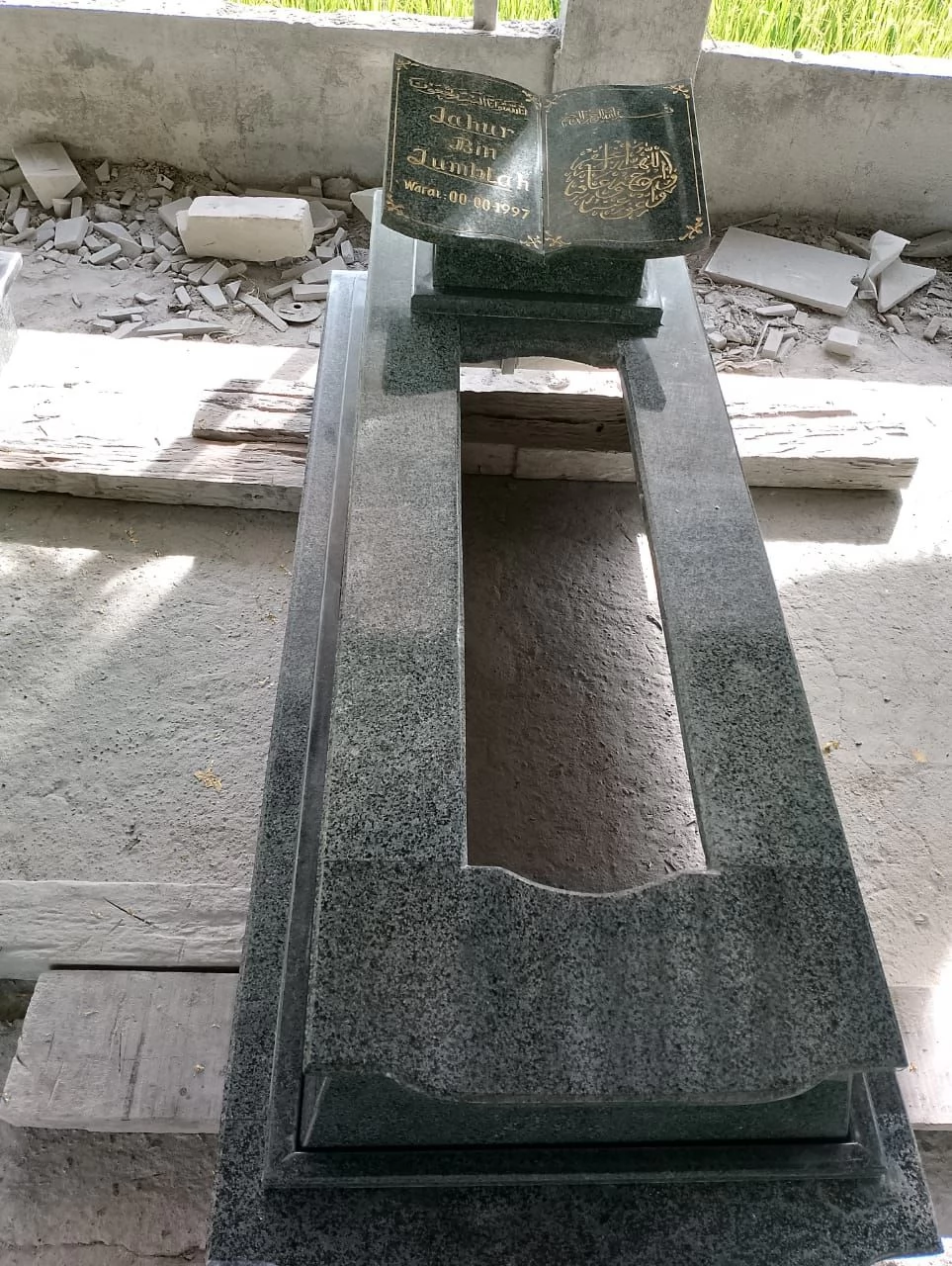 https://lancarusaha.my.id/produk/311/jual-batu-nisan-di-malang